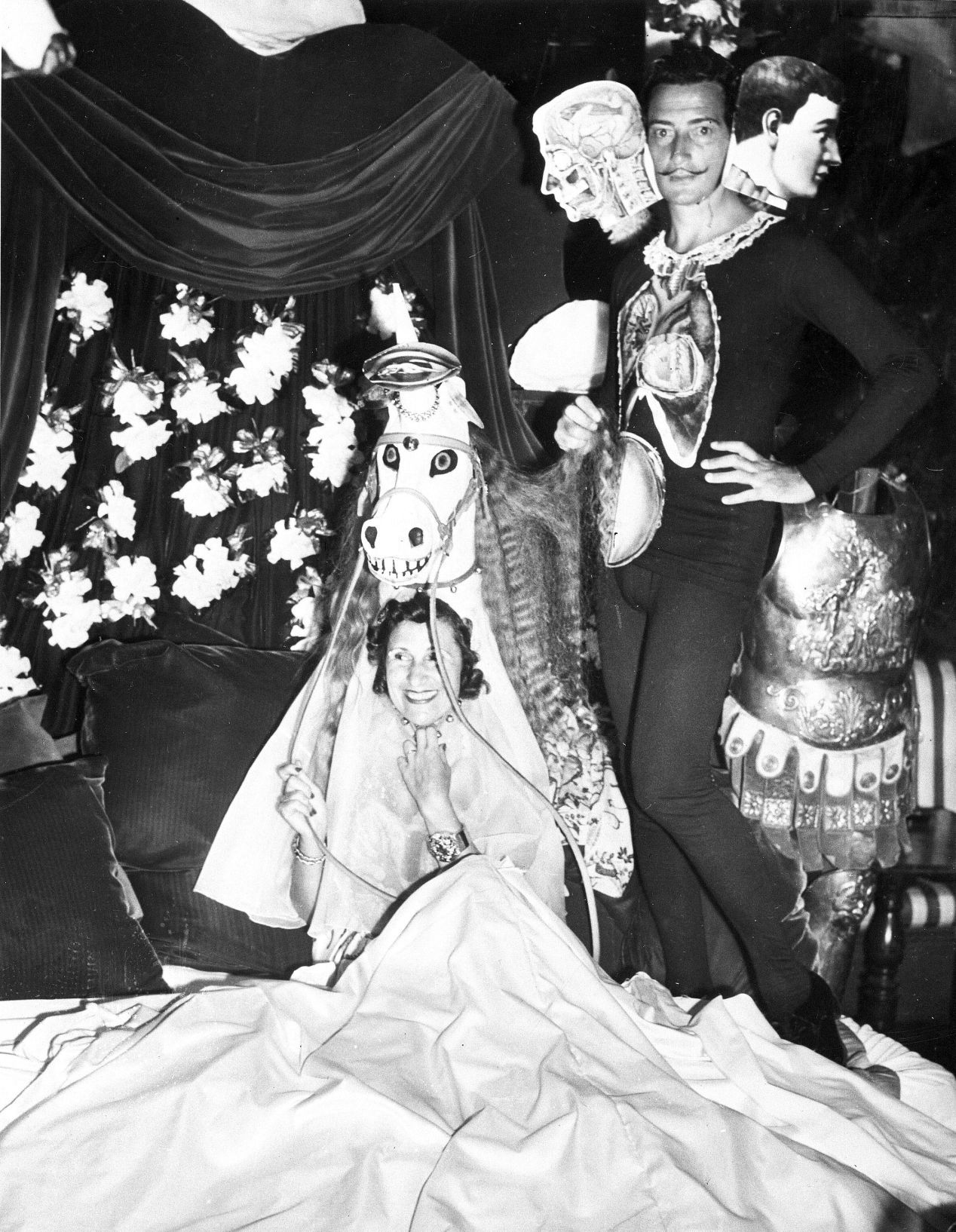 1941: Dali Gala